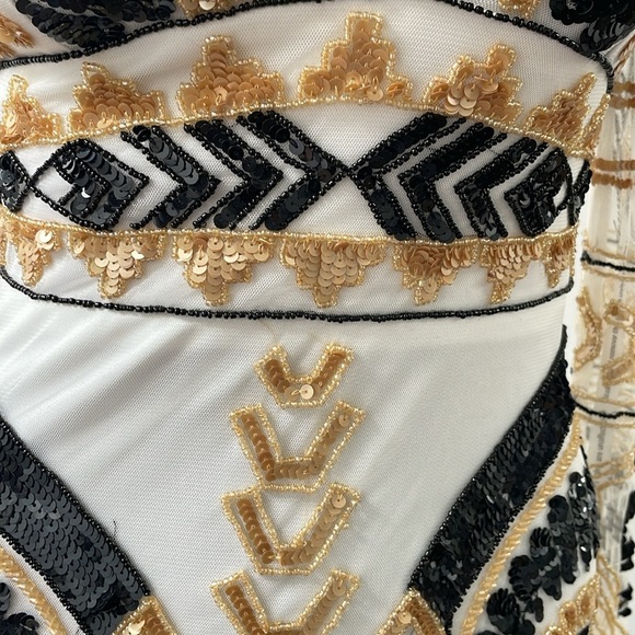 Starlet London Selena Embellished Plunge Mini Dress Sequins White Gold 2 New - Picture 5 of 15